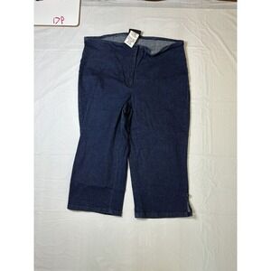 Womens Vintage Blue‎ cropped denim capri, size 11